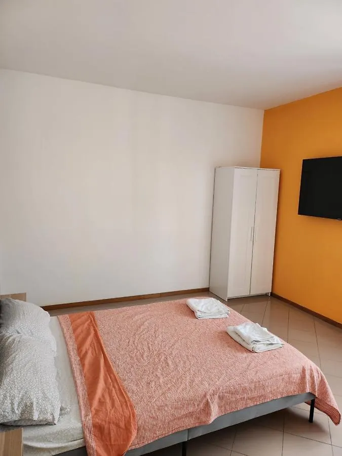 Guest house Farika House Hotel Naples Italy