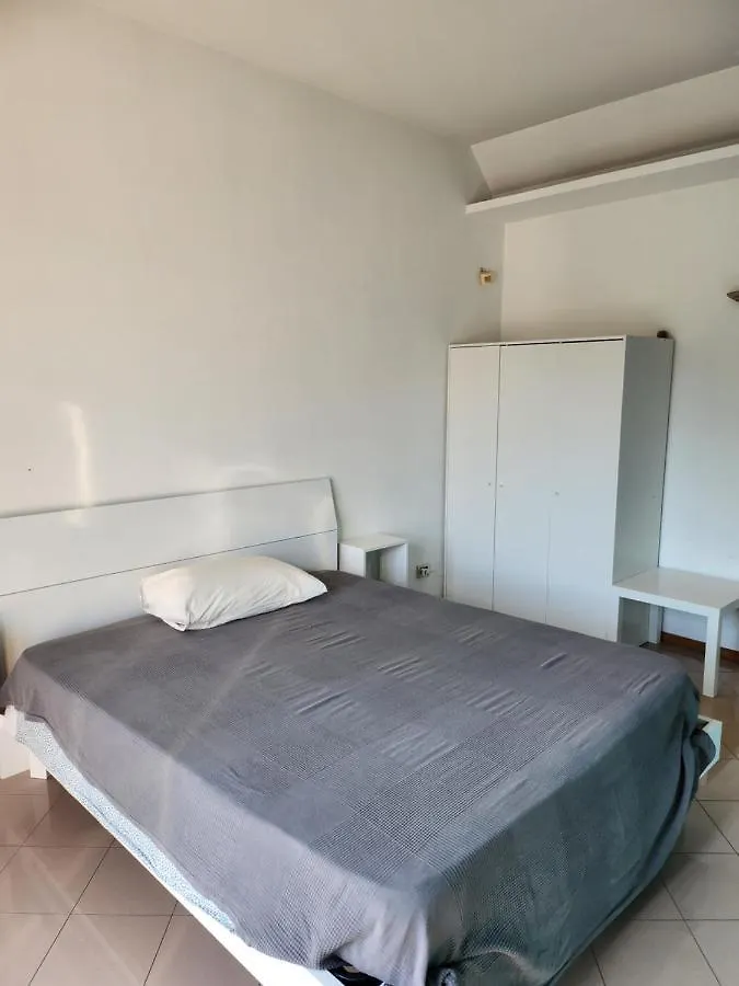 Farika House Hotel Naples 0*,